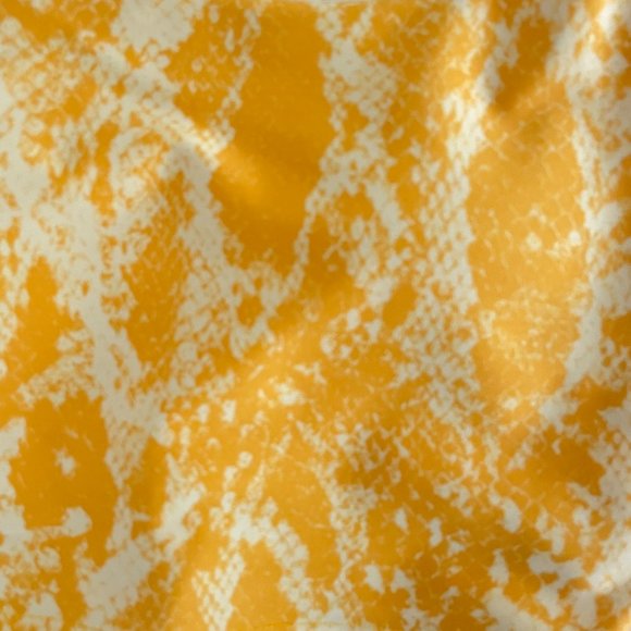 BRAND NEW Carbon38 Python Crop Top - Picture 2 of 3